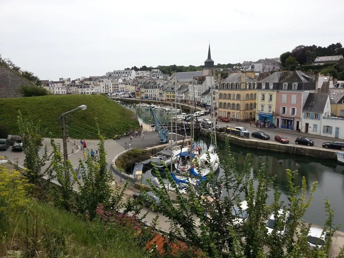 Longere Traditionelle Keroulep Belle Ile 0*,  Francia
